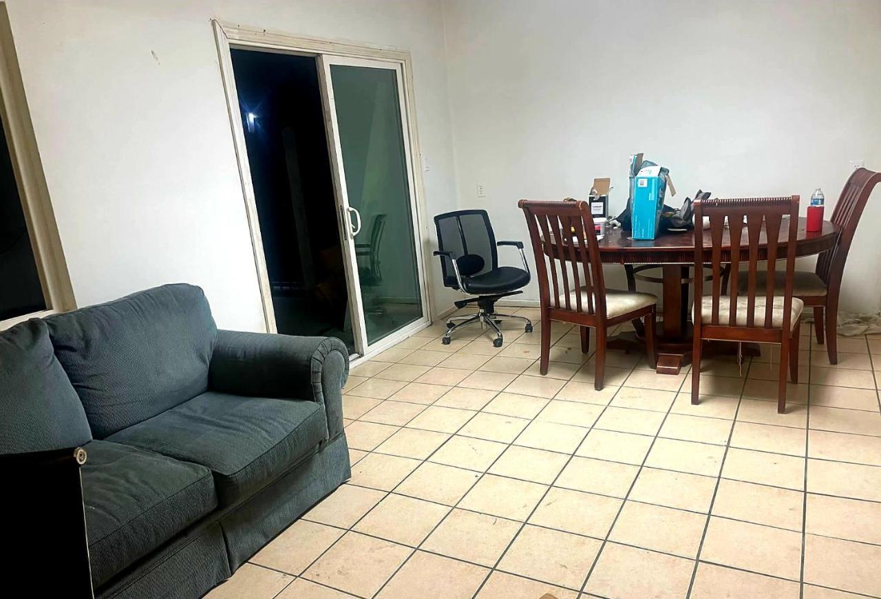 Humble Abode At El Monte Hostel Kültér fotó